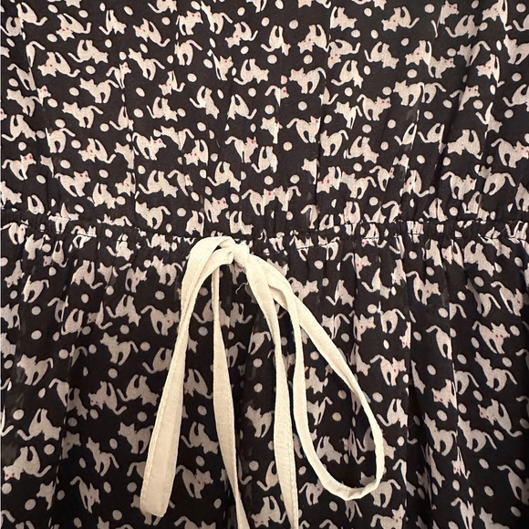 Rosebud x Francesca’s Cat Print Layered Drawstring Waist Mini Dress Size Medium - Picture 5 of 9